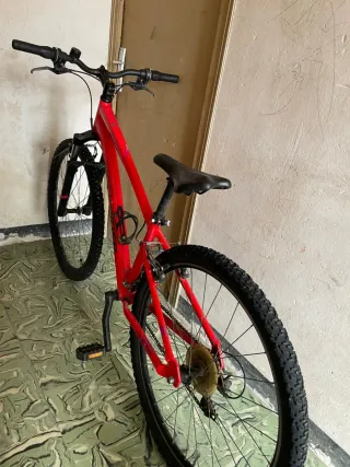 Bicicleta Rockrider Roja
