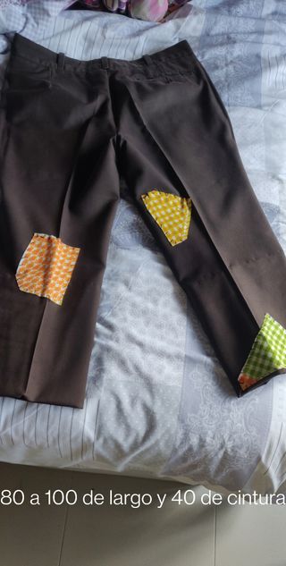 Pantalón de disfraz casero