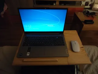 Mesita para portátil/desayuno de madera