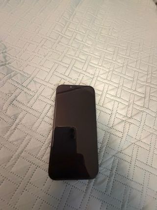 iPhone 14 y Apple Watch Series 3