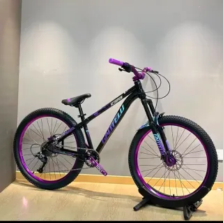 Bicicleta fibra de carbono dirt jump