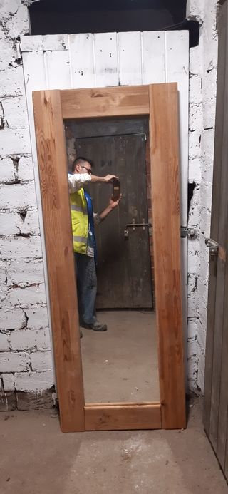 Specchiera in legno e vetro