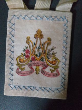 Escapulario antiguo pintado a mano
