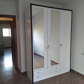 Armario 3 puertas blanco/negro