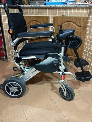 Silla de Ruedas Eléctrica Plegable Apex Explorer