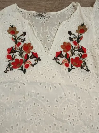 Blusa sin mangas bordada mujer- Talla S