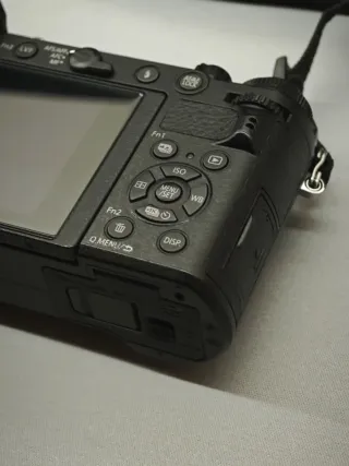 Cámara Panasonic Lumix GX9 + Objetivos