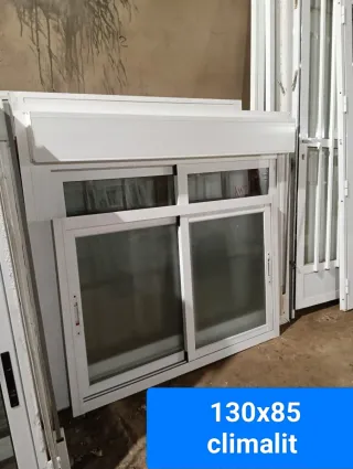 Ventana aluminio corredera 130x85