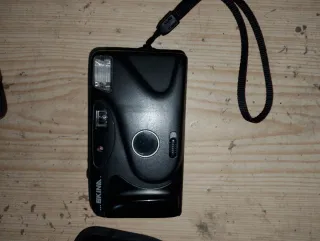 Cámara Chinon Negra