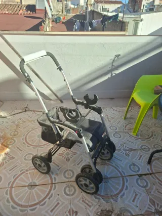 Passeggino per neonati nero