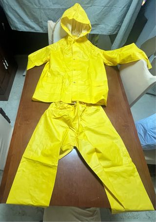 Traje de agua PVC y Poliéster amarillo Talla L