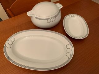 Zuppiera + 2 piatti ovali Porcelaine Lafarge