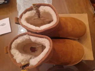 Botas Ugg Marrones Talla 39 Nuevas sin estrenar