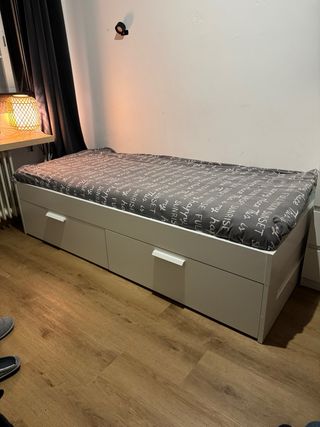 Estructura cama IKEA Brimnes con almacenaje