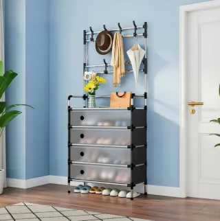 Appendiabiti con ripiani