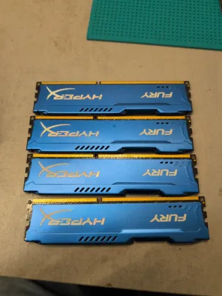4x 8GB DDR3 RAM HyperX