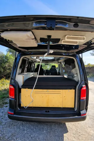 Furgoneta camper Volkswagen T6 con solo 81000km