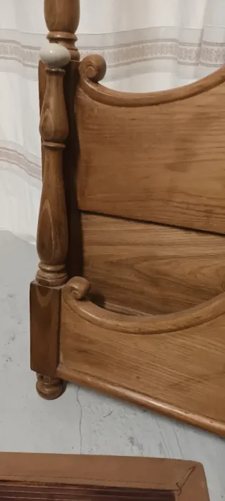 Cabezal de cama de madera