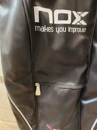 Mochila Paletero Padel Nox Edición Especial