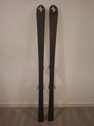 Esquís Blizzard 160-165 cm con fijaciones Salomon