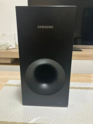 Barra Sonido Samsung HW-F350 con Subwoofer