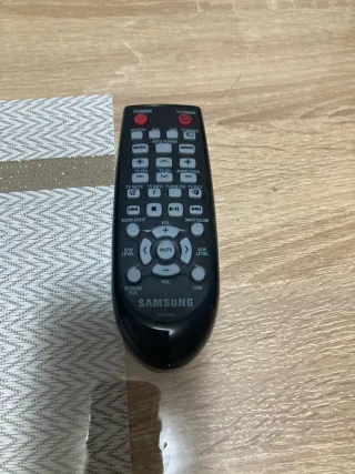 Barra Sonido Samsung HW-F350 con Subwoofer