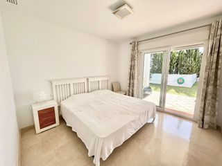 Chalet en alquiler en El Faro de Calaburra - Chaparral en Mijas