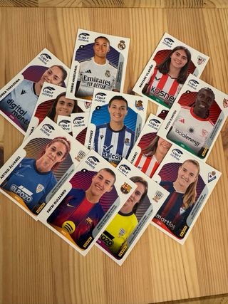 Revista Jugón + 2 cromos conmemorarivos + otros 16