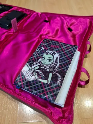 Cojín Monster High Calavera Rosa