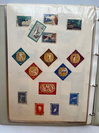 Carpeta Sellos Diferentes Países