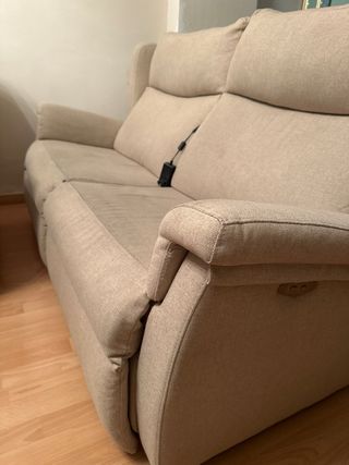 2 Sofás Eléctricos Relax Beige