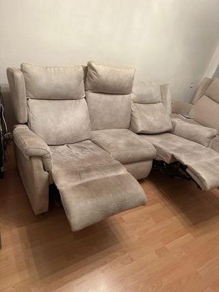 2 Sofás Eléctricos Relax Beige