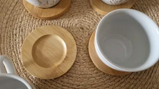 Juego 4 Tazas Cerámica con Detalles Dorados