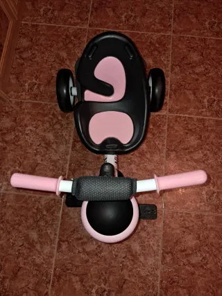 Triciclo niña rosa y blanco
