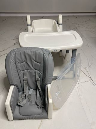 Trona bebé gris y blanca