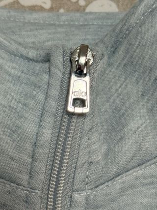 Sudadera Alo gris con cremallera