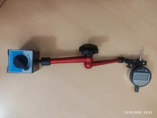 Reloj Comparador Digital + Base Magnética