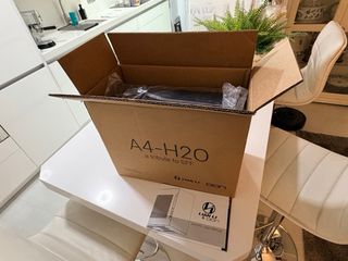 Ryzen 9 7945HX, 32 GB DDR5 y GPU RX 9060 XT 16 GB