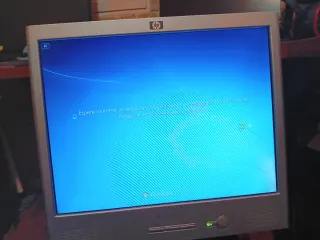 Torre PC HP Windows 7 + Monitor + ratón + teclado