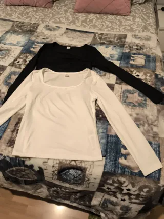 Camisetas manga larga (negras y blancas)