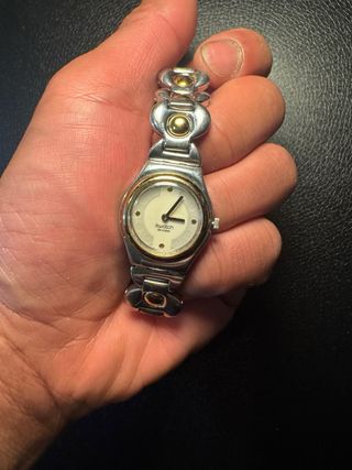 Vintage Swatch Swiss Watch – Elegant Steel Bracele