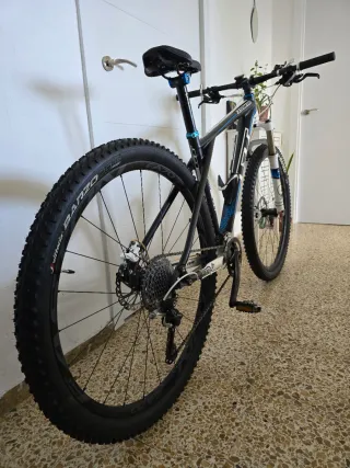 GT Zaskar Pro Full Carbono