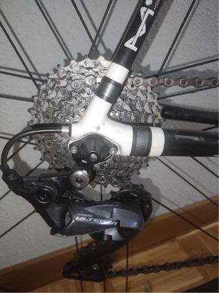 Bicicleta Carretera Cannondale Synapse Negra