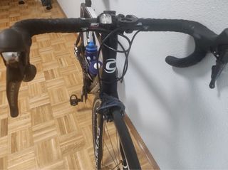 Bicicleta Carretera Cannondale Synapse Negra