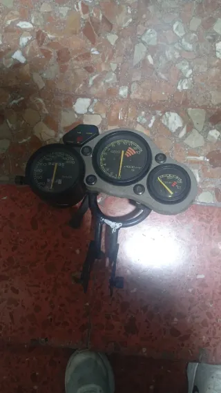 Cuadro de instrumentos moto