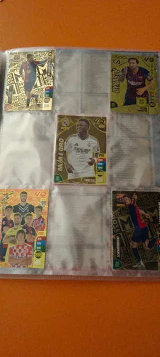 Cromos Fútbol Adrenalyn 2024-25