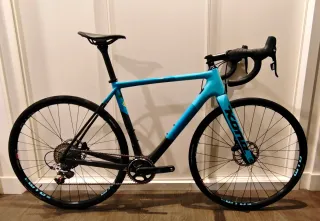 Bicicleta Gravel Kona Mayor Jake Carbono
