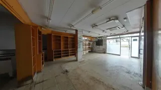 Se alquila local comercial. Zona inmejorable