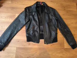 Chaqueta, cazadora de piel negra mujer