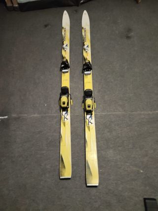 Esquís Rossignol amarillos
